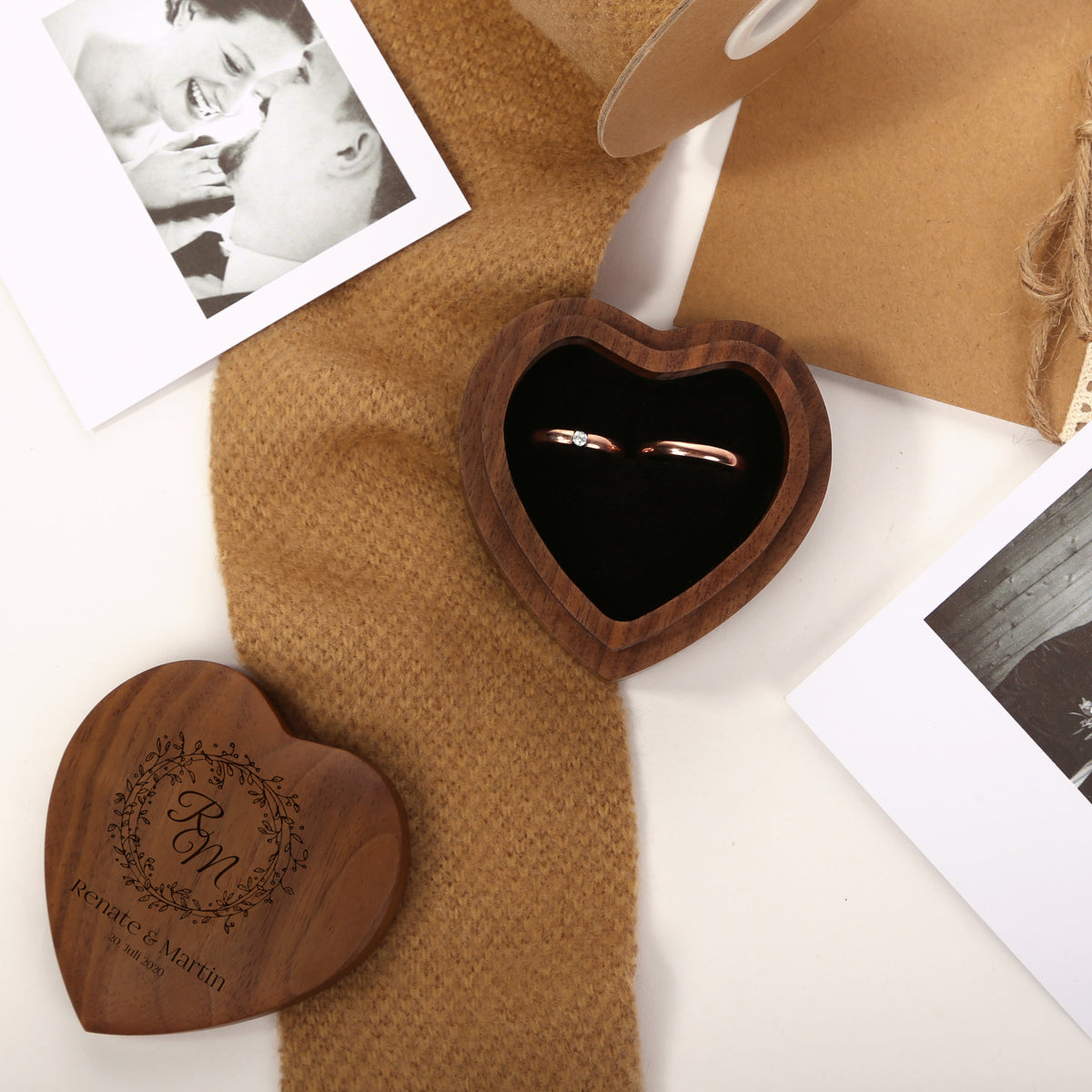 Ringkissen als Herz aus Holz mit Gravur zur Hochzeit Motiv 03 dunkel